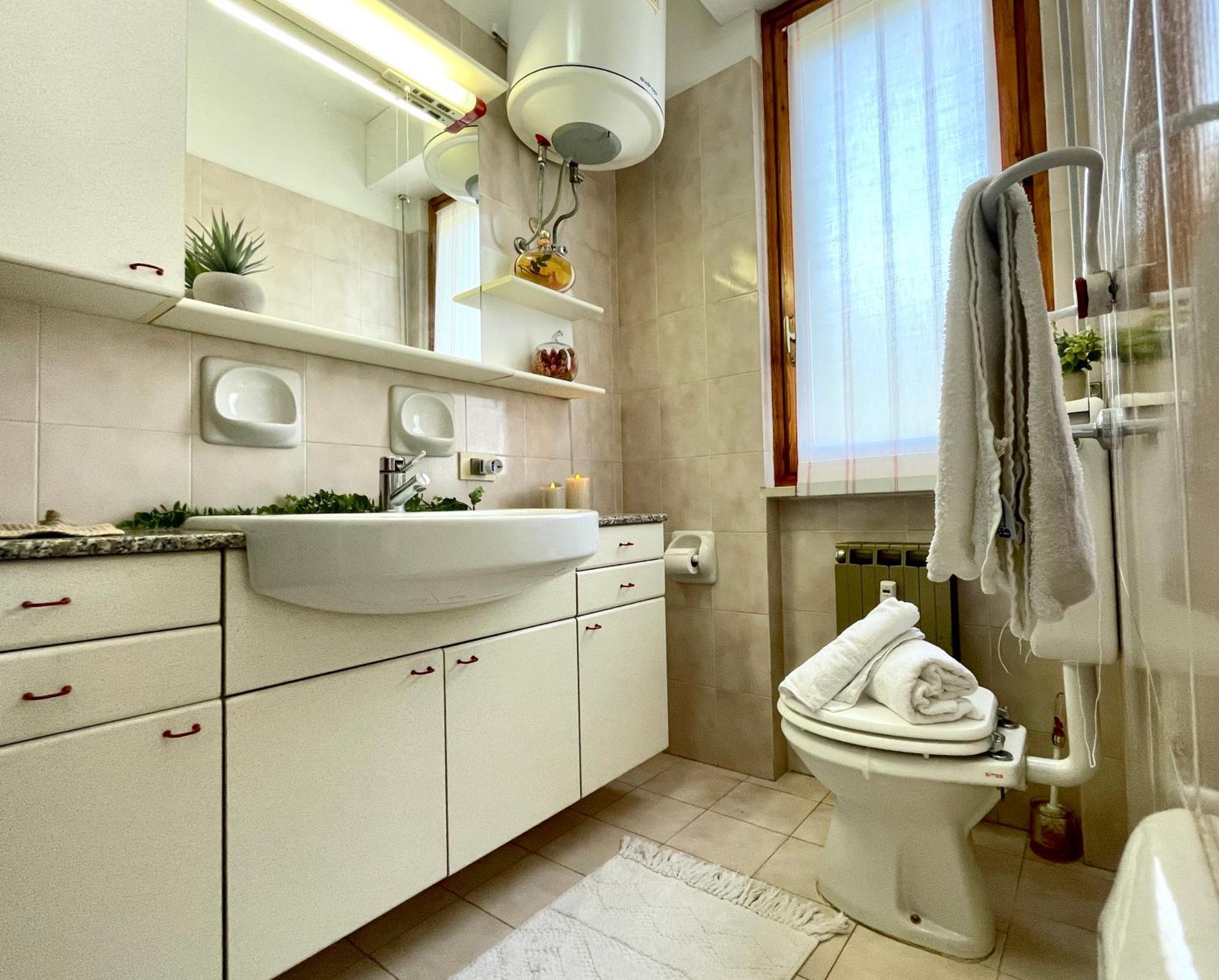 Apartamento 2 Locali A 600 Mt Dal Mare - Free Parking Ceriale Exterior foto