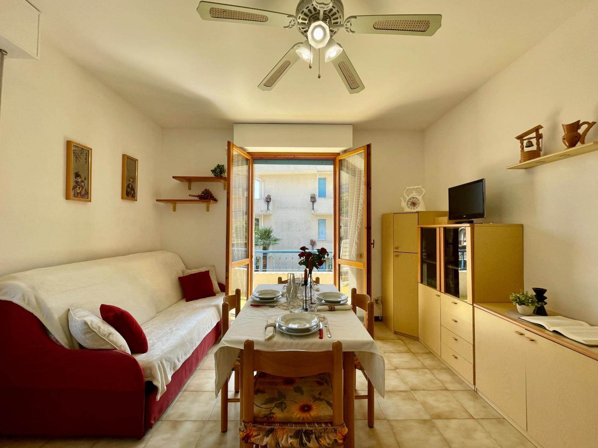 Apartamento 2 Locali A 600 Mt Dal Mare - Free Parking Ceriale Exterior foto